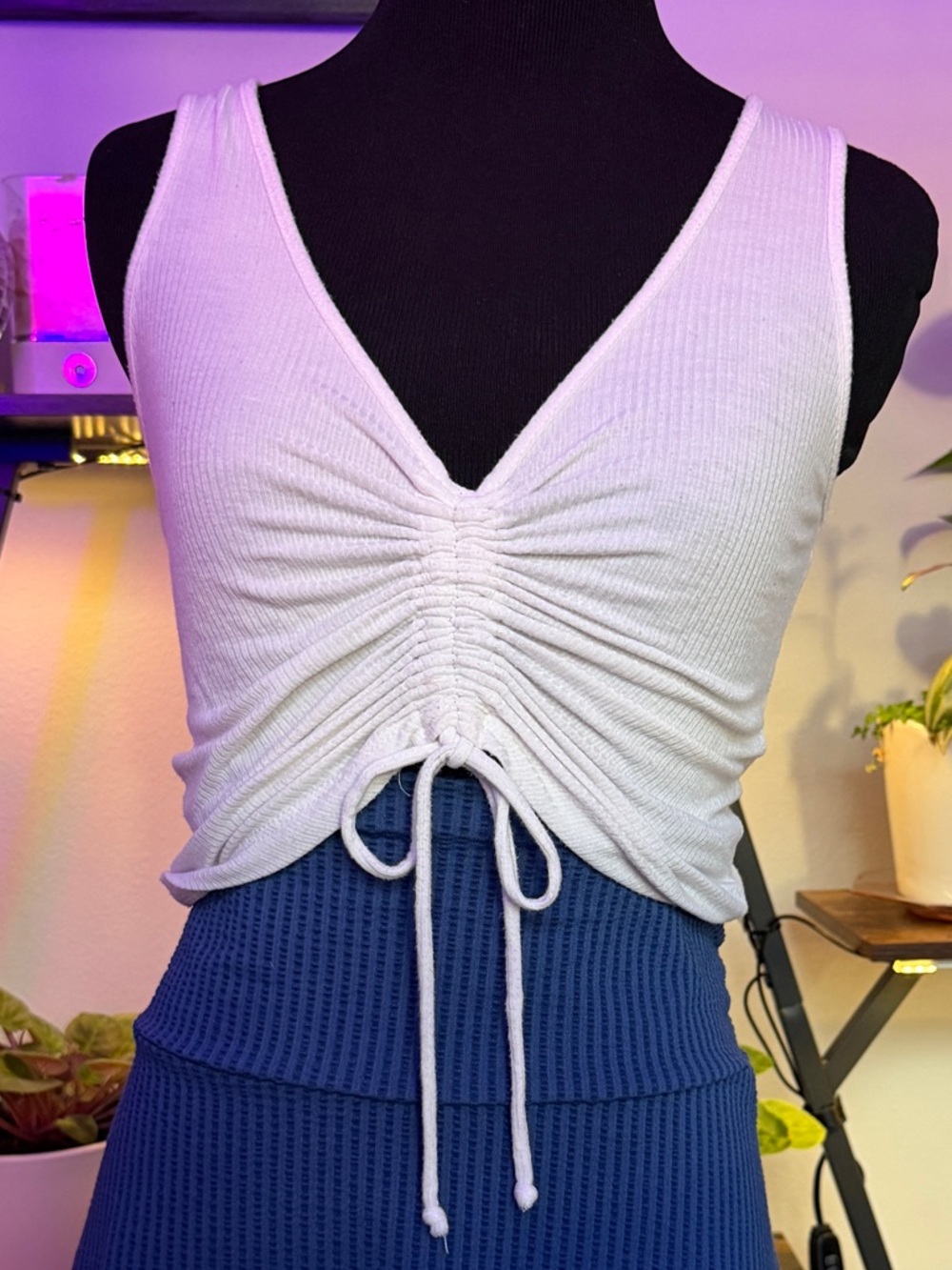 White adjustable Ruched Tie-Front Crop Top